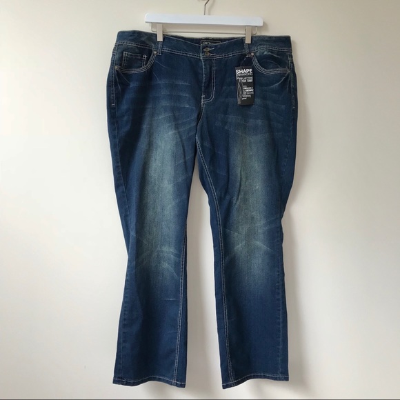 shape enhancing jeans